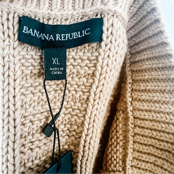 NWT Banana Republic Sweater Tank - Picture 2 of 5
